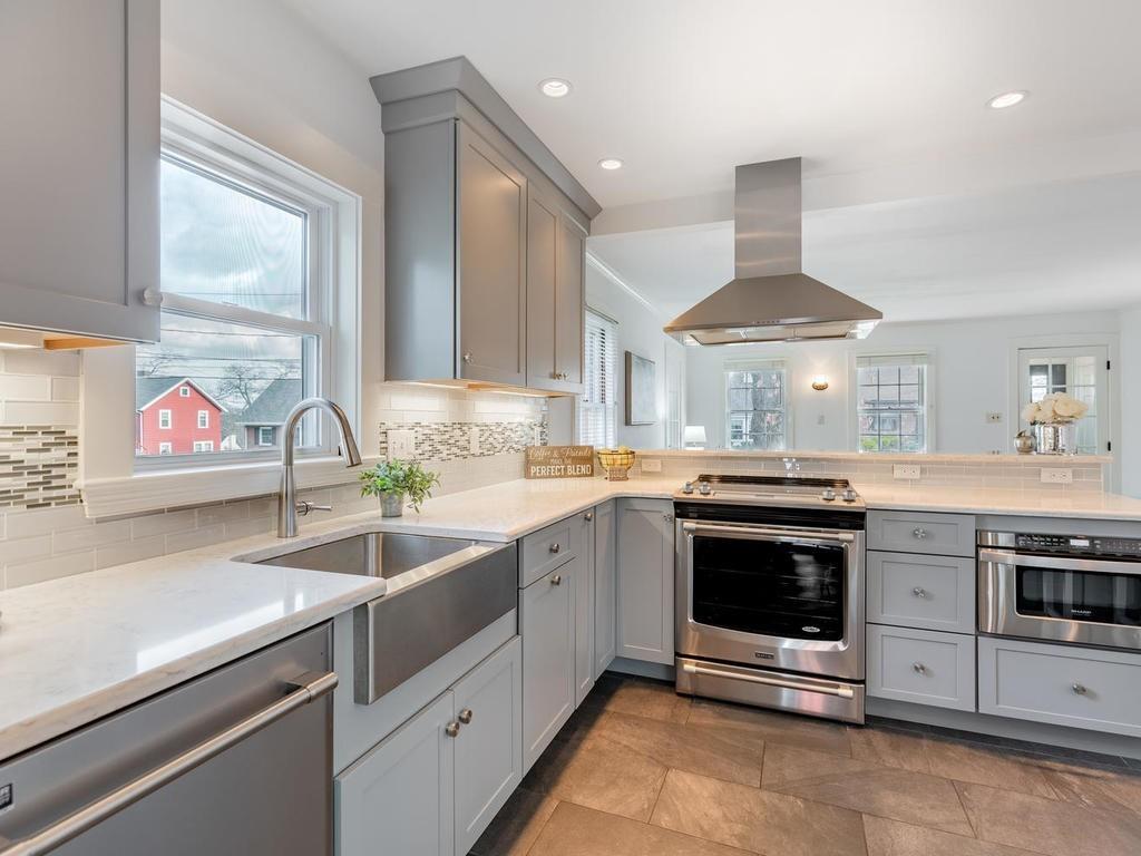 91 Hawthorne Road Waltham, MA 02451 - Photo 12 of 25 Gallery Image 12