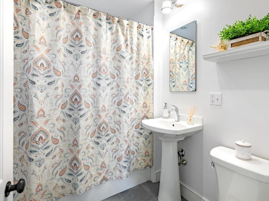 91 Hawthorne Road Waltham, MA 02451 - Photo 18 of 25 Gallery Image 18
