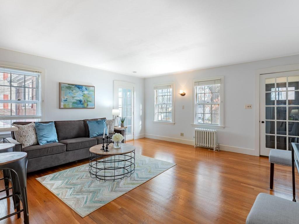 91 Hawthorne Road Waltham, MA 02451 - Photo 6 of 25 Gallery Image 6