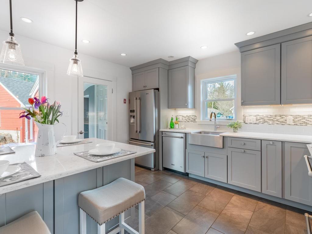 91 Hawthorne Road Waltham, MA 02451 - Photo 10 of 25 Gallery Image 10