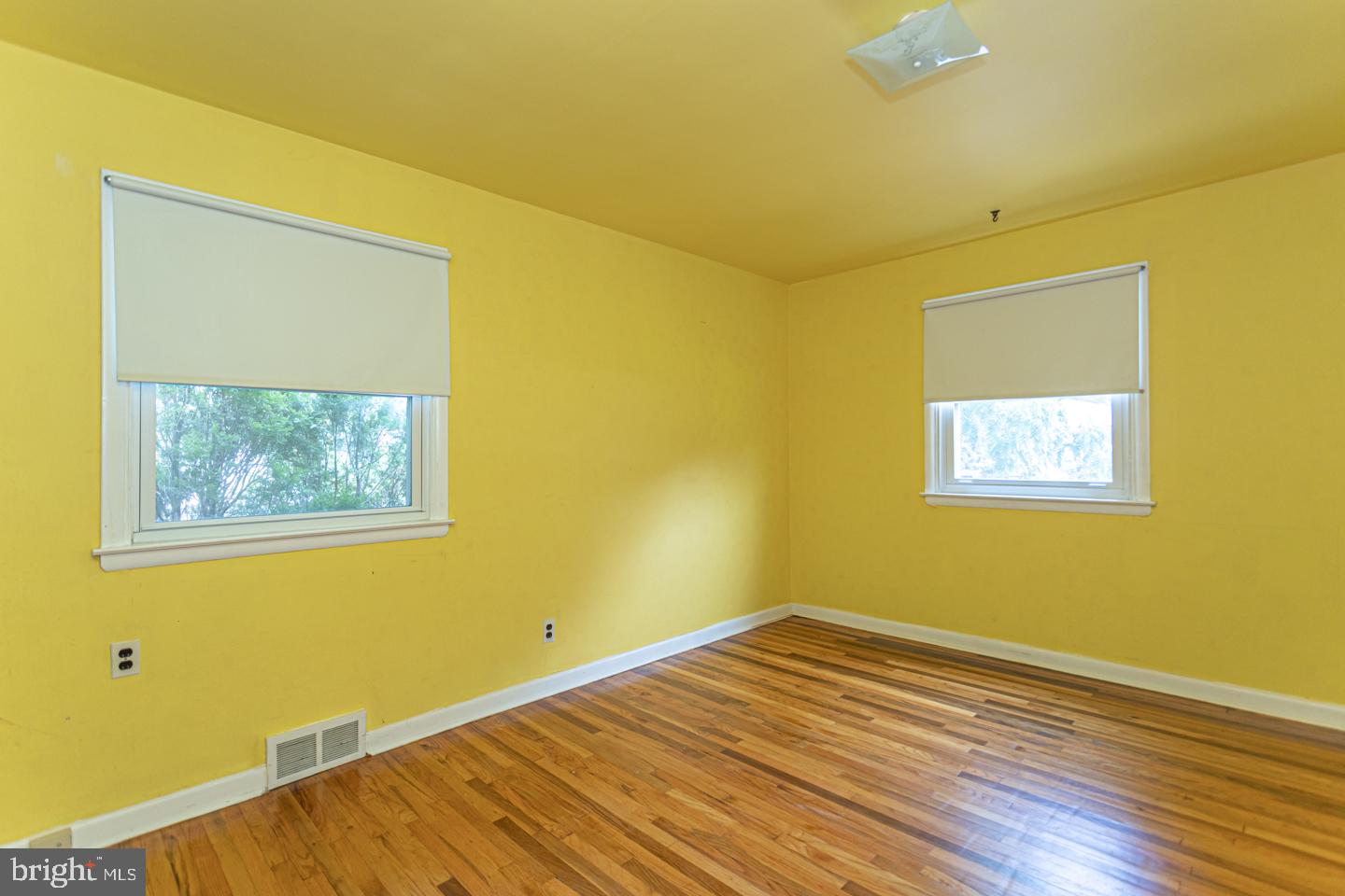1210 Oliver Road Huntingdon Valley, PA 19006 - Photo 20 of 29