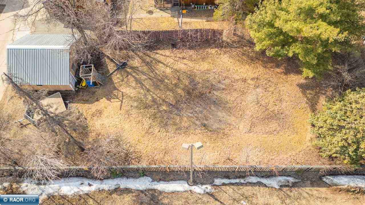 914 16th Street North Virginia, MN 55792 - Photo 11 of 17