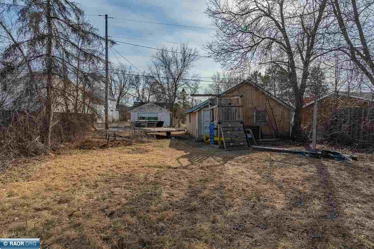 914 16th Street North Virginia, MN 55792 - Photo 7 of 17