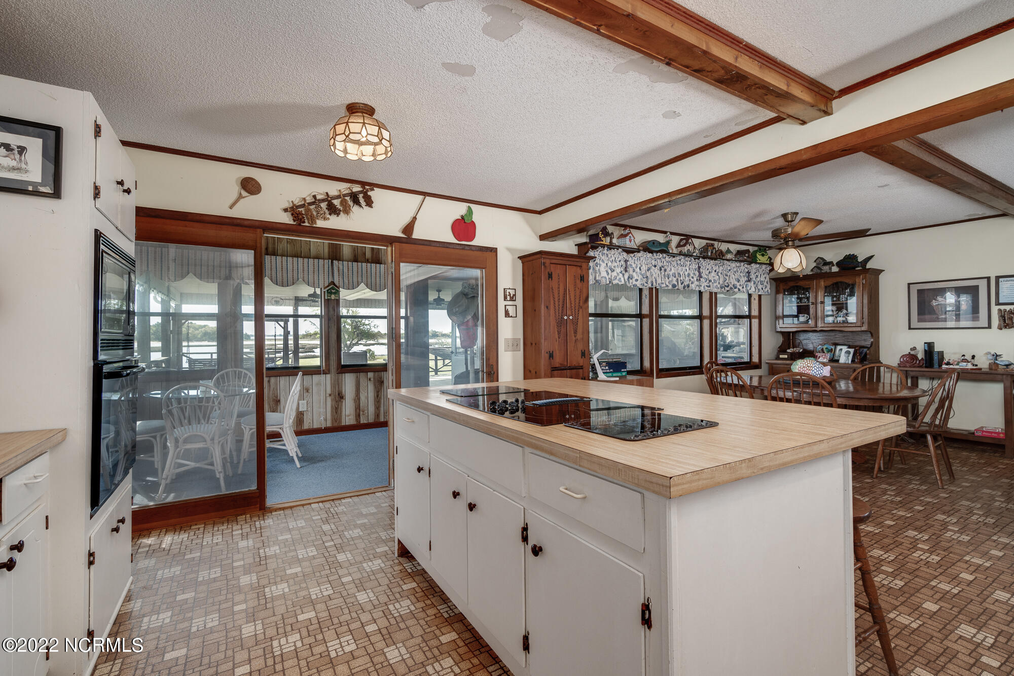 216 Peninsula Manor Road Hubert, NC 28539 - Photo 13 of 54 216-peninsula-manor-10