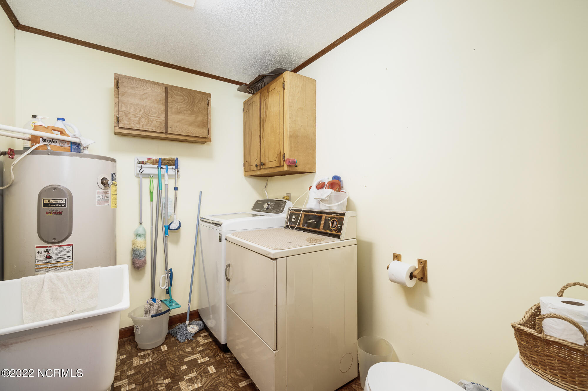 216 Peninsula Manor Road Hubert, NC 28539 - Photo 16 of 54 Washer dryer room with extra toilet