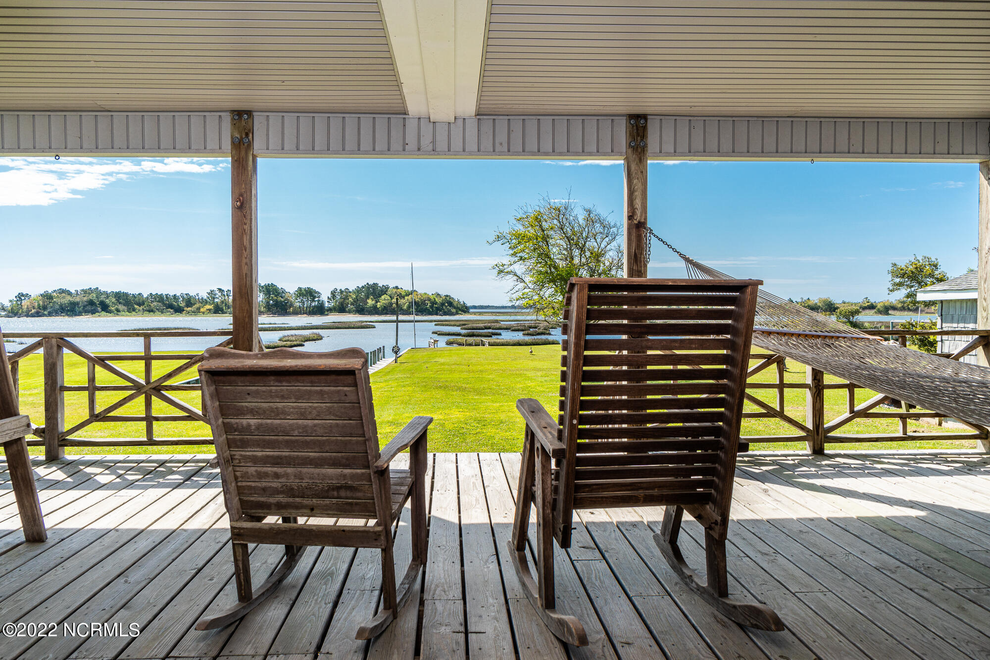 216 Peninsula Manor Road Hubert, NC 28539 - Photo 4 of 54 Back porch of house