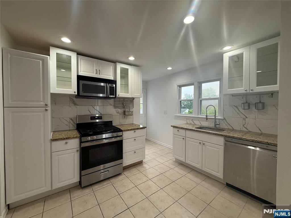 132 Heatherhill Road Cresskill, NJ 07626 - Photo 13 of 25