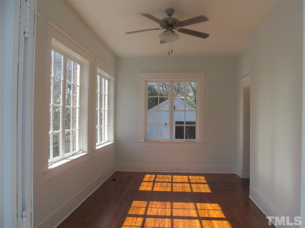 318 Morrison Avenue Raleigh, NC 27608 - Photo 4 of 25 Sun Room