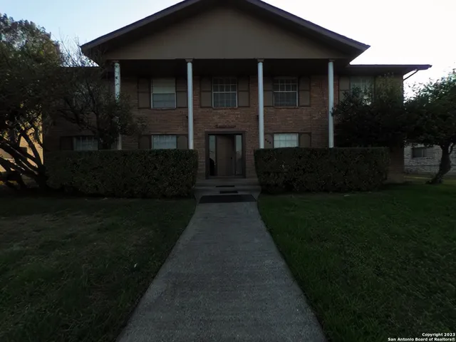 $1,150 | 622 Chauncey Drive, Unit 2, San Antonio, TX 78216