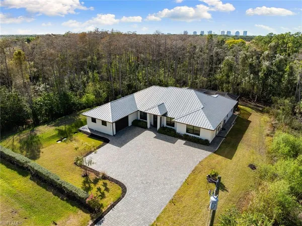 $1,795,000 | 25526 Busy Bee Drive, Bonita Springs, FL 34135