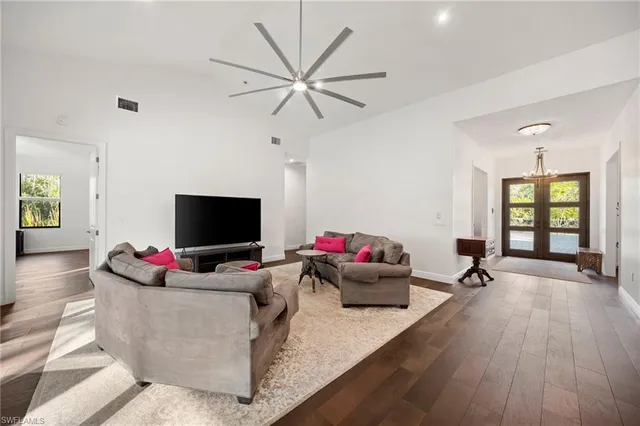 $1,895,000 | 25526 Busy Bee Drive, Bonita Springs, FL 34135