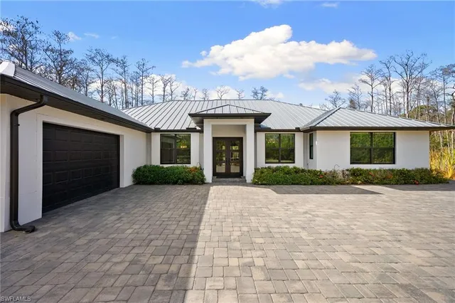 $1,895,000 | 25526 Busy Bee Drive, Bonita Springs, FL 34135