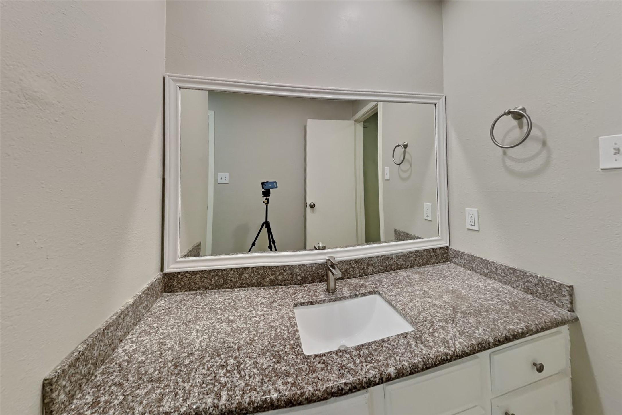 11 Fiddleleaf Court Spring, TX 77381 - Photo 18 of 22