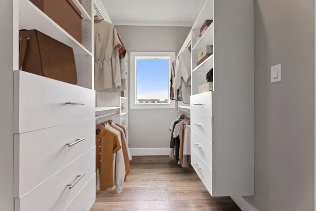 a view of walk in closet
