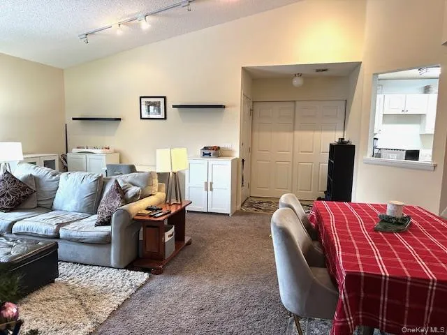 $250,000 | 4204 Fox Lane, Unit 11B, Poughkeepsie, NY 12603