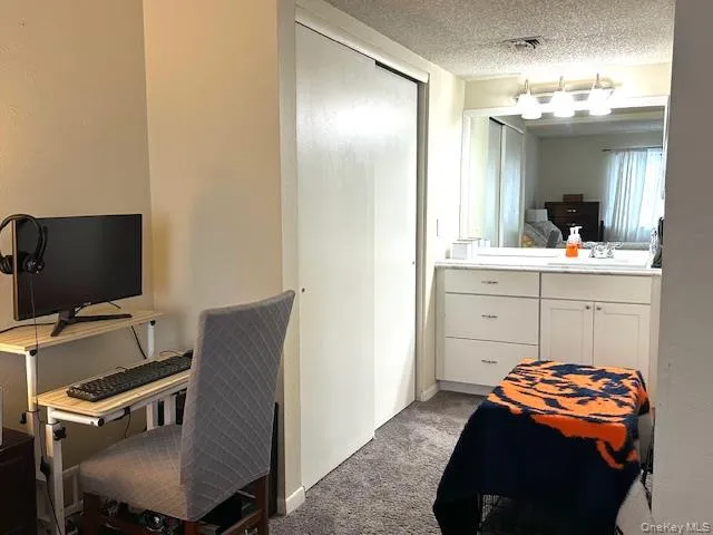 $250,000 | 4204 Fox Lane, Unit 11B, Poughkeepsie, NY 12603