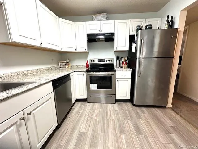 $250,000 | 4204 Fox Lane, Unit 11B, Poughkeepsie, NY 12603