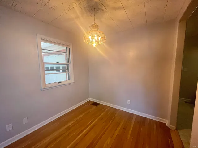 $3,000 | 1822 East 2nd Street, Bloomington, IN 47401