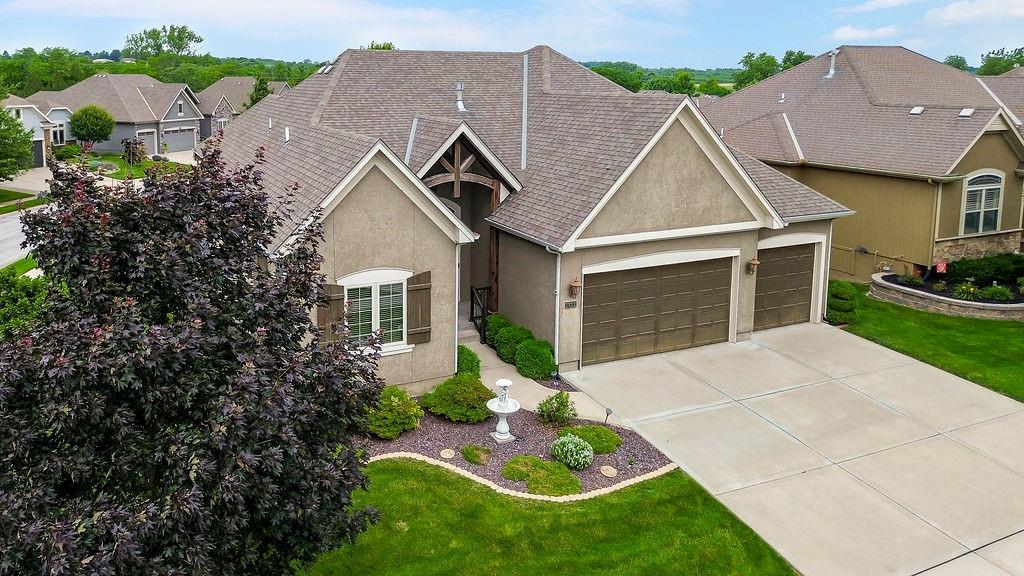 1422 Brompton Lane Raymore, MO 64083 - Photo 2 of 35