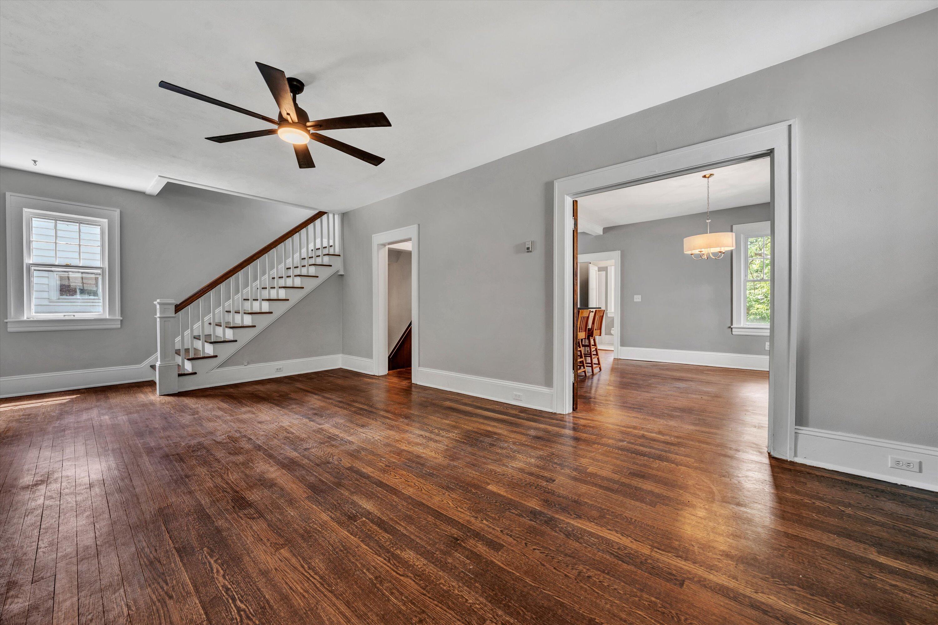 1833 Avon Road Southwest Roanoke, VA 24015 - Photo 6 of 41 07-071820240049
