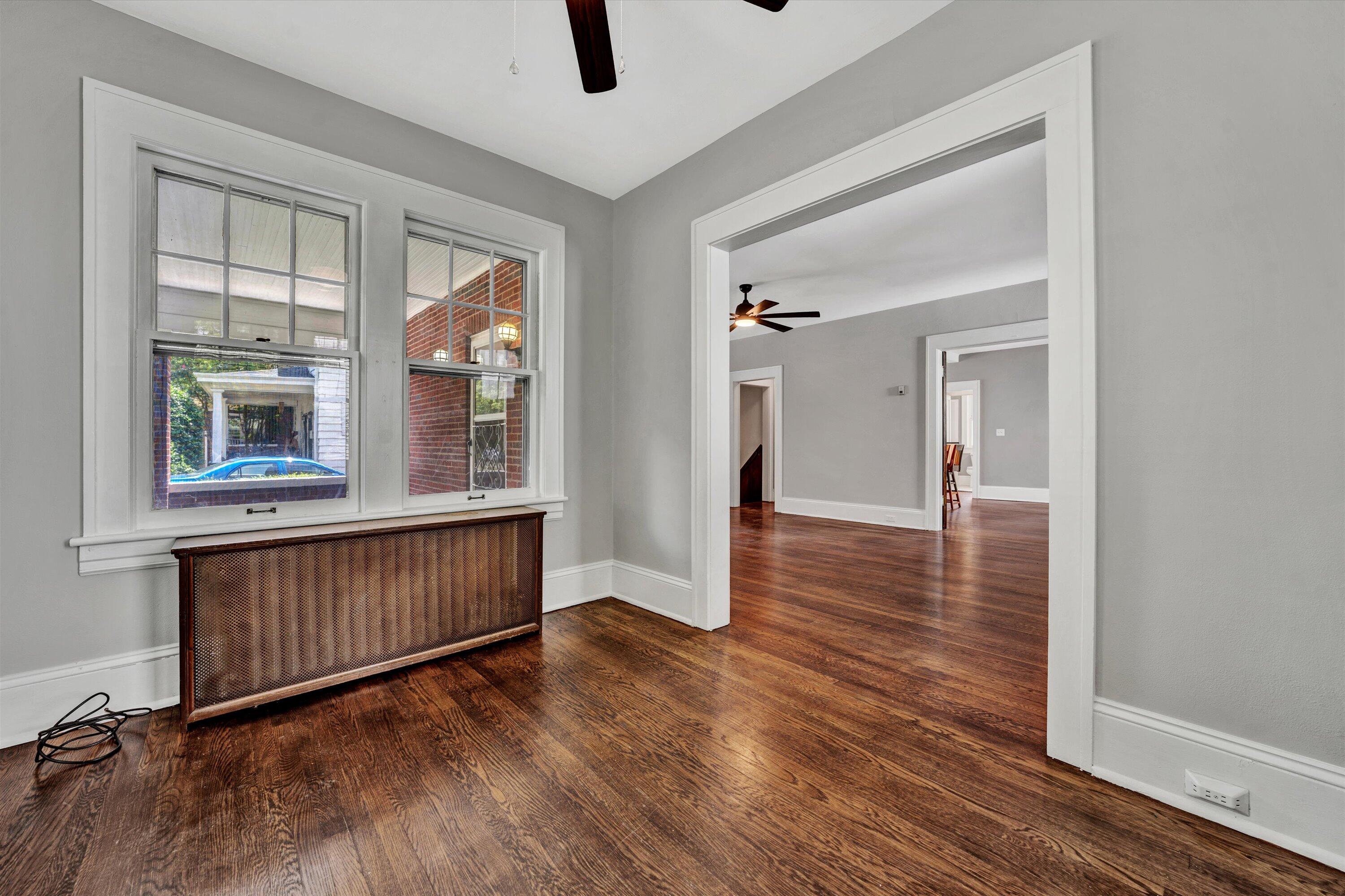 1833 Avon Road Southwest Roanoke, VA 24015 - Photo 8 of 41 09-071820240048