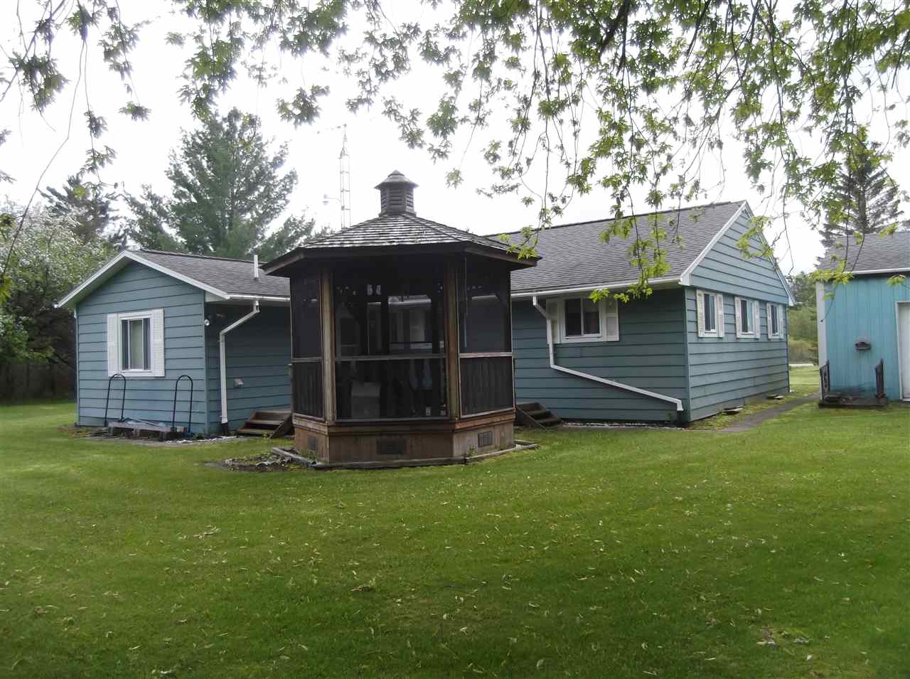 5288 East County Line Road Long Lake, MI 48743 - Photo 3 of 25 1863839-2.JPG