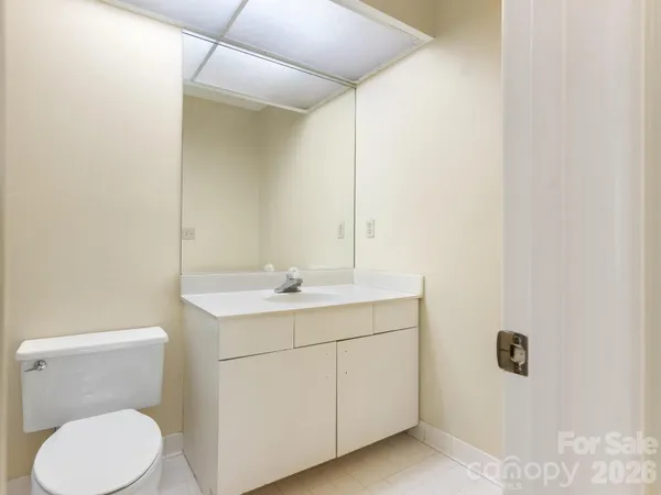 $450,000 | 6516 Bentridge Drive, Charlotte, NC 28226