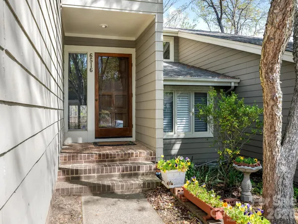 $450,000 | 6516 Bentridge Drive, Charlotte, NC 28226
