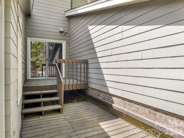 $450,000 | 6516 Bentridge Drive, Charlotte, NC 28226