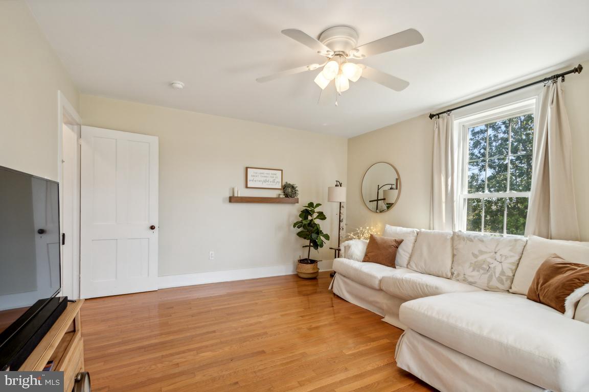 2028 Oranda Road Strasburg, VA 22657 - Photo 8 of 44