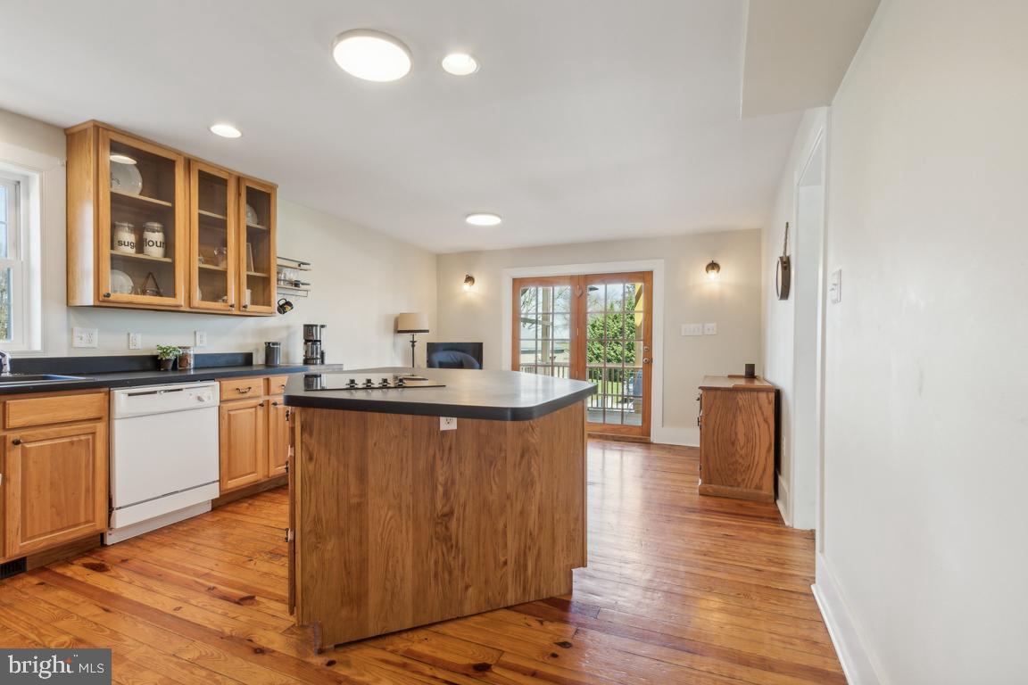2028 Oranda Road Strasburg, VA 22657 - Photo 9 of 44