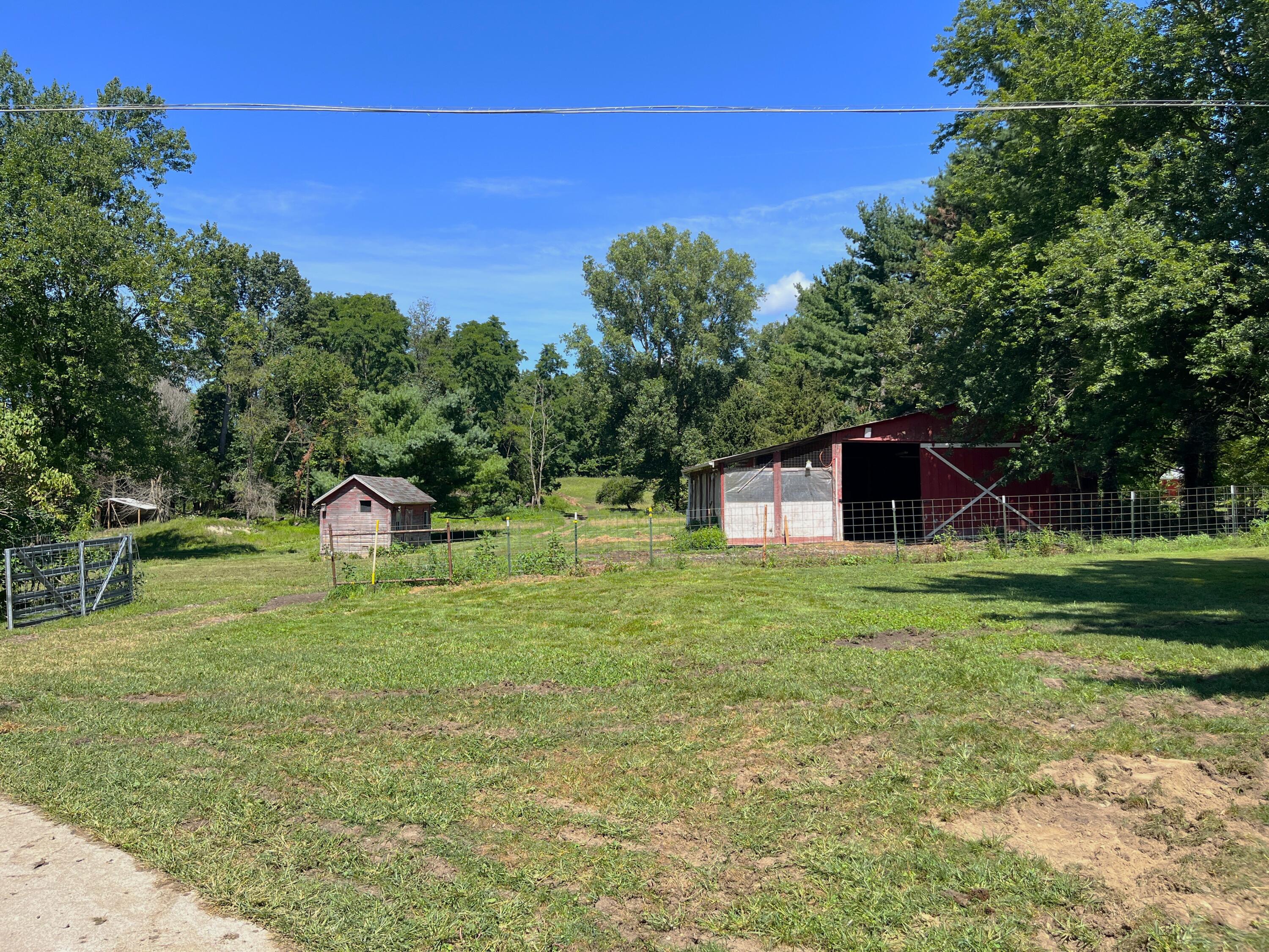 2201 Swarthout Road Pinckney, MI 48169 - Photo 7 of 34 Swarthout 2201 7