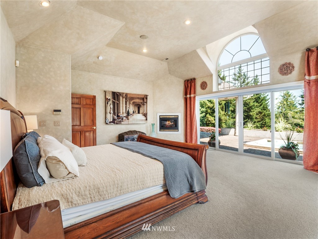 2599 Seminary Hill Road Centralia, WA 98531 - Photo 17 of 29 a bedroom with a bed and a large window