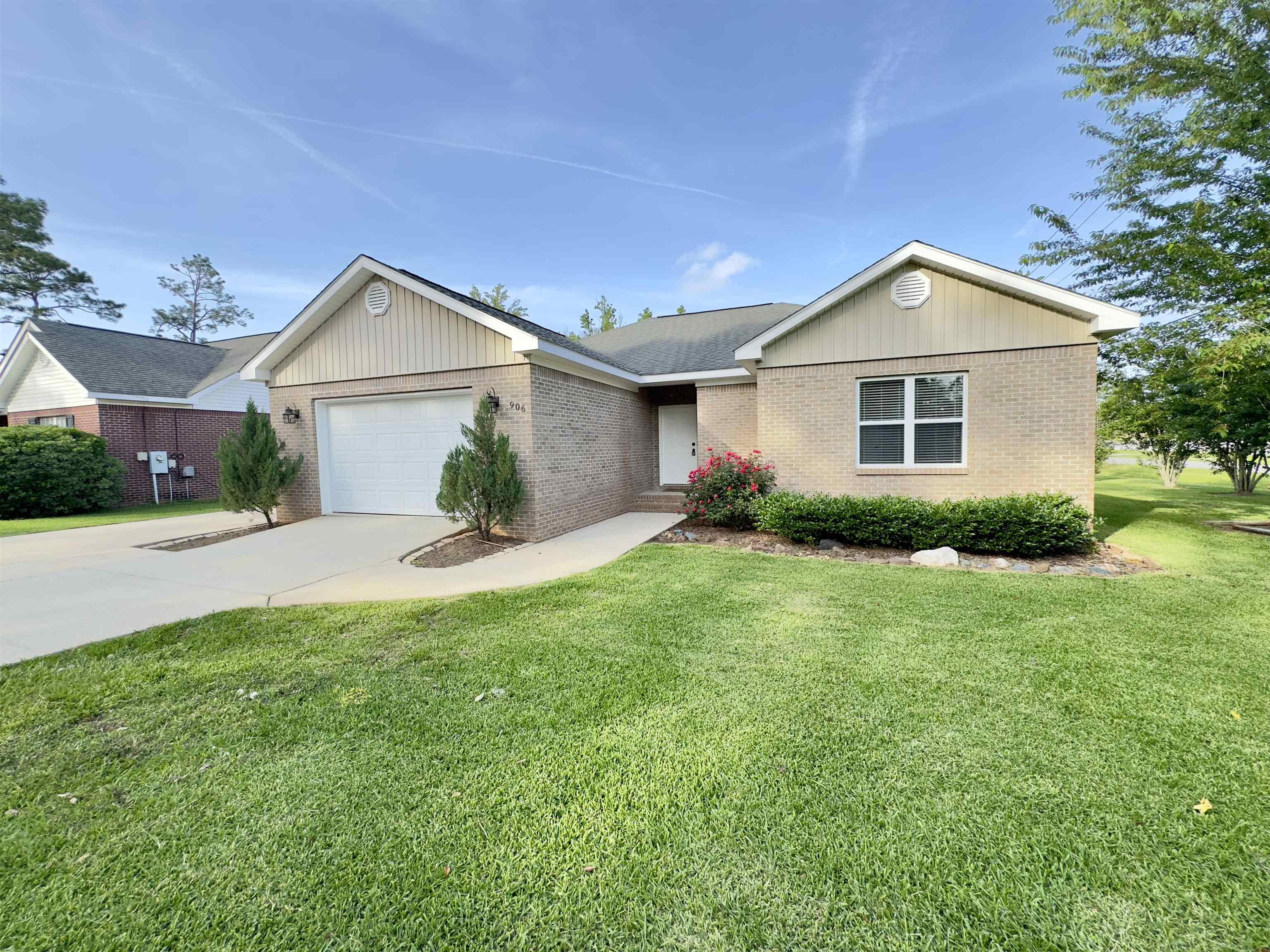 906 North Hoyle Avenue Bay Minette, AL 36507 - Photo 1 of 32