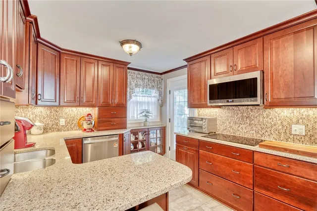 $315,000 | 248 Chestnut Hill Drive, Irondequoit, NY 14617