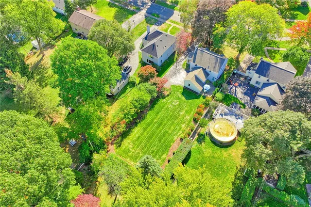 $315,000 | 248 Chestnut Hill Drive, Irondequoit, NY 14617