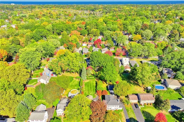 $315,000 | 248 Chestnut Hill Drive, Irondequoit, NY 14617