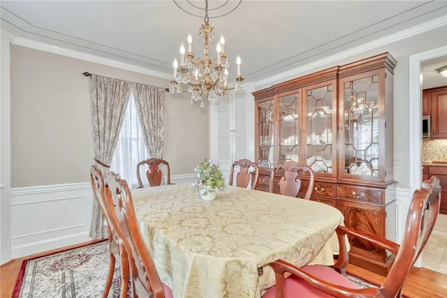 $315,000 | 248 Chestnut Hill Drive, Irondequoit, NY 14617