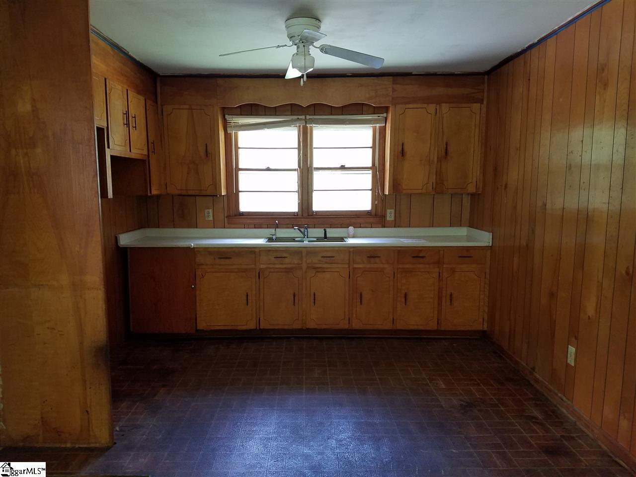 4119 Apple Orchard Road Clinton, SC 29325 - Photo 3 of 11 Gallery Image 3