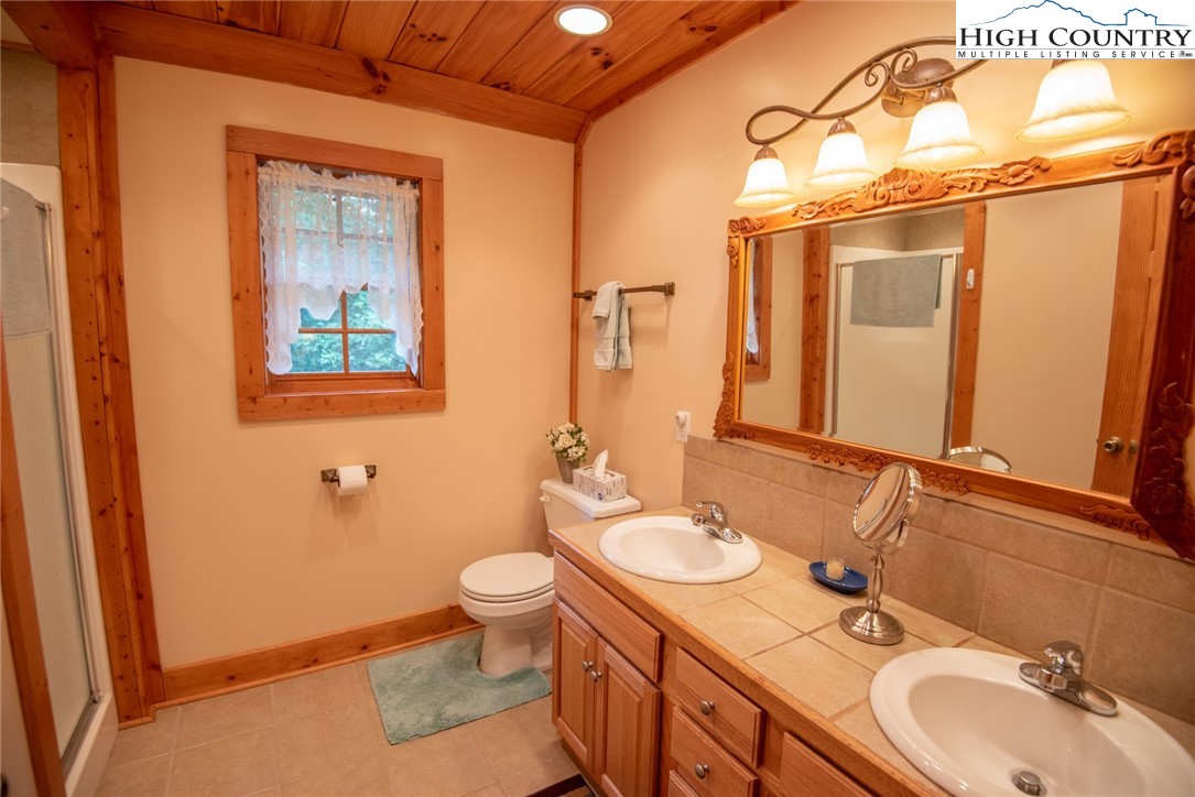 231 Cameron Ridge Road Warrensville, NC 28693 - Photo 28 of 42 Gallery Image 28