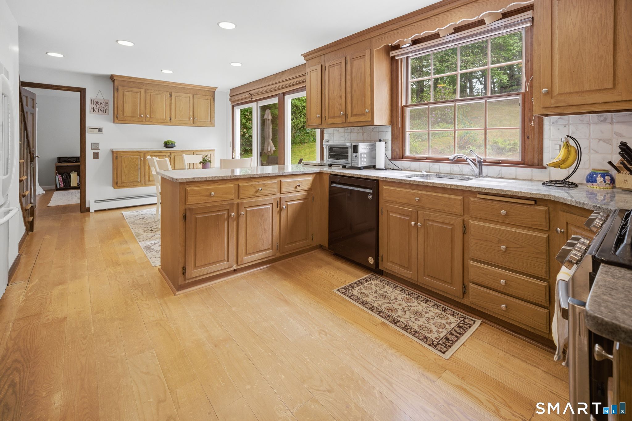141 Founders Road Glastonbury, CT 06033 - Photo 17 of 40