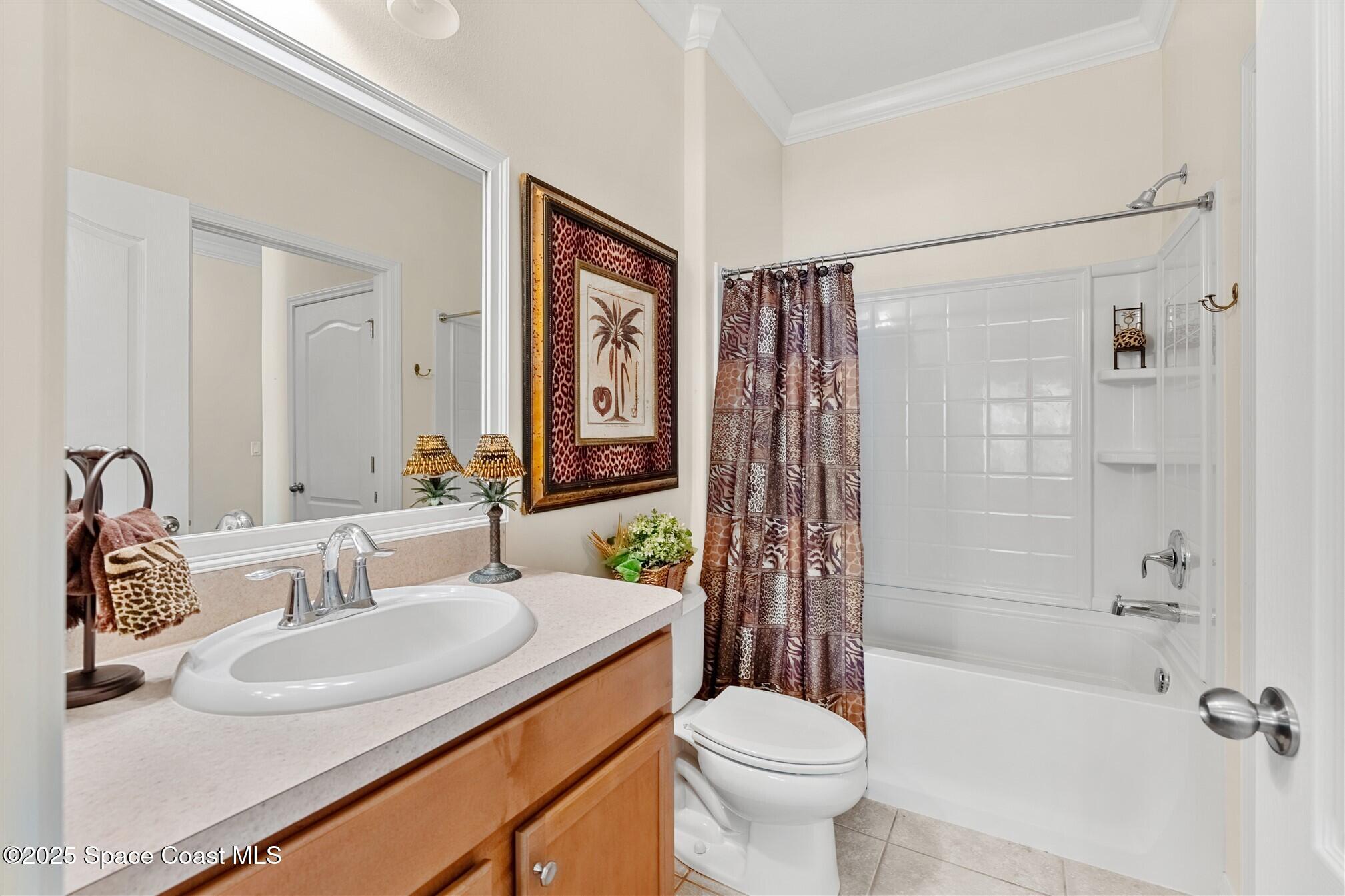 3541 Funston Circle Melbourne, FL 32940 - Photo 32 of 79 Guest Bath