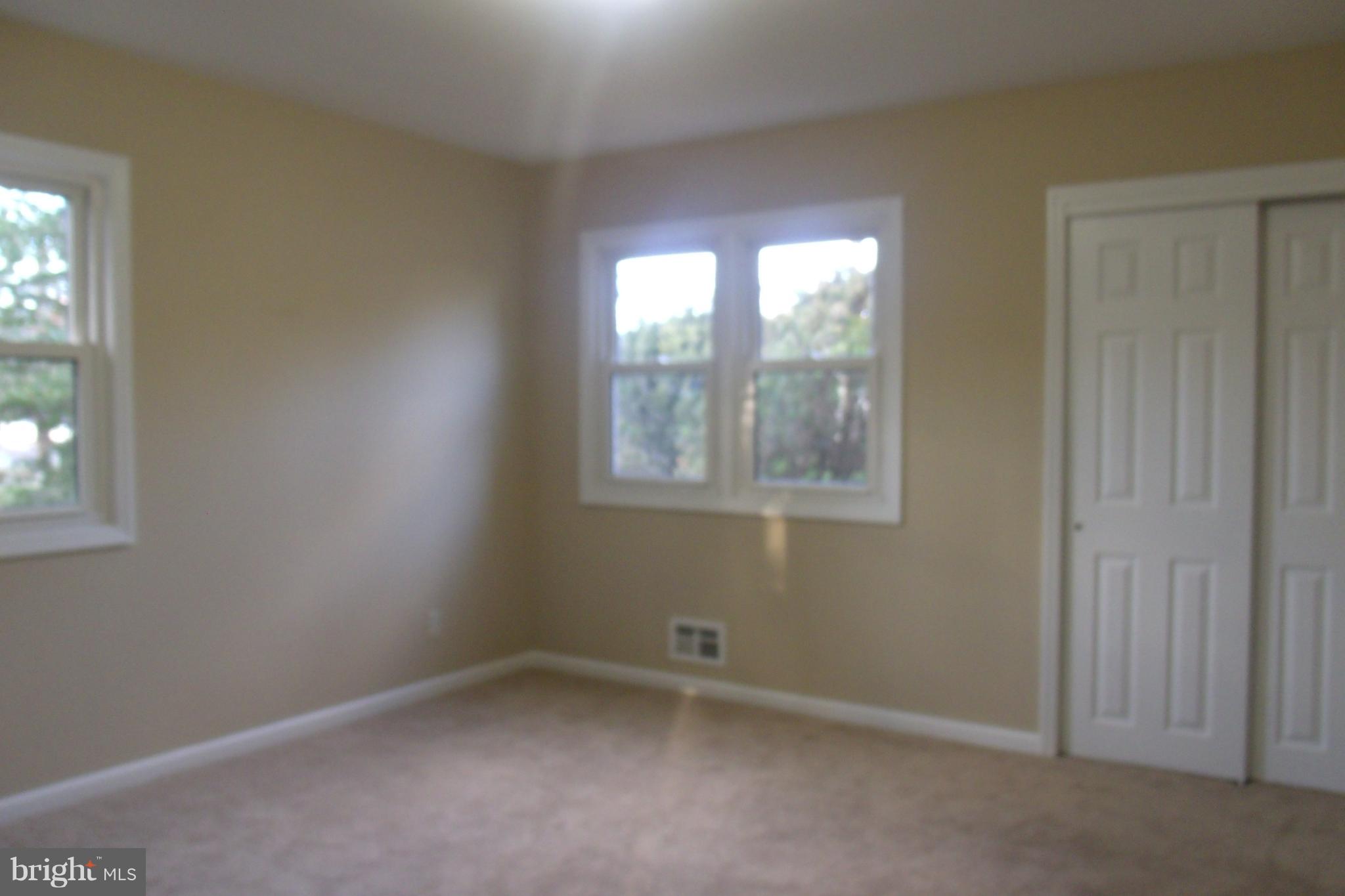 884 Woodlane Road Mount Holly, NJ 08060 - Photo 14 of 27 Gallery Image 14