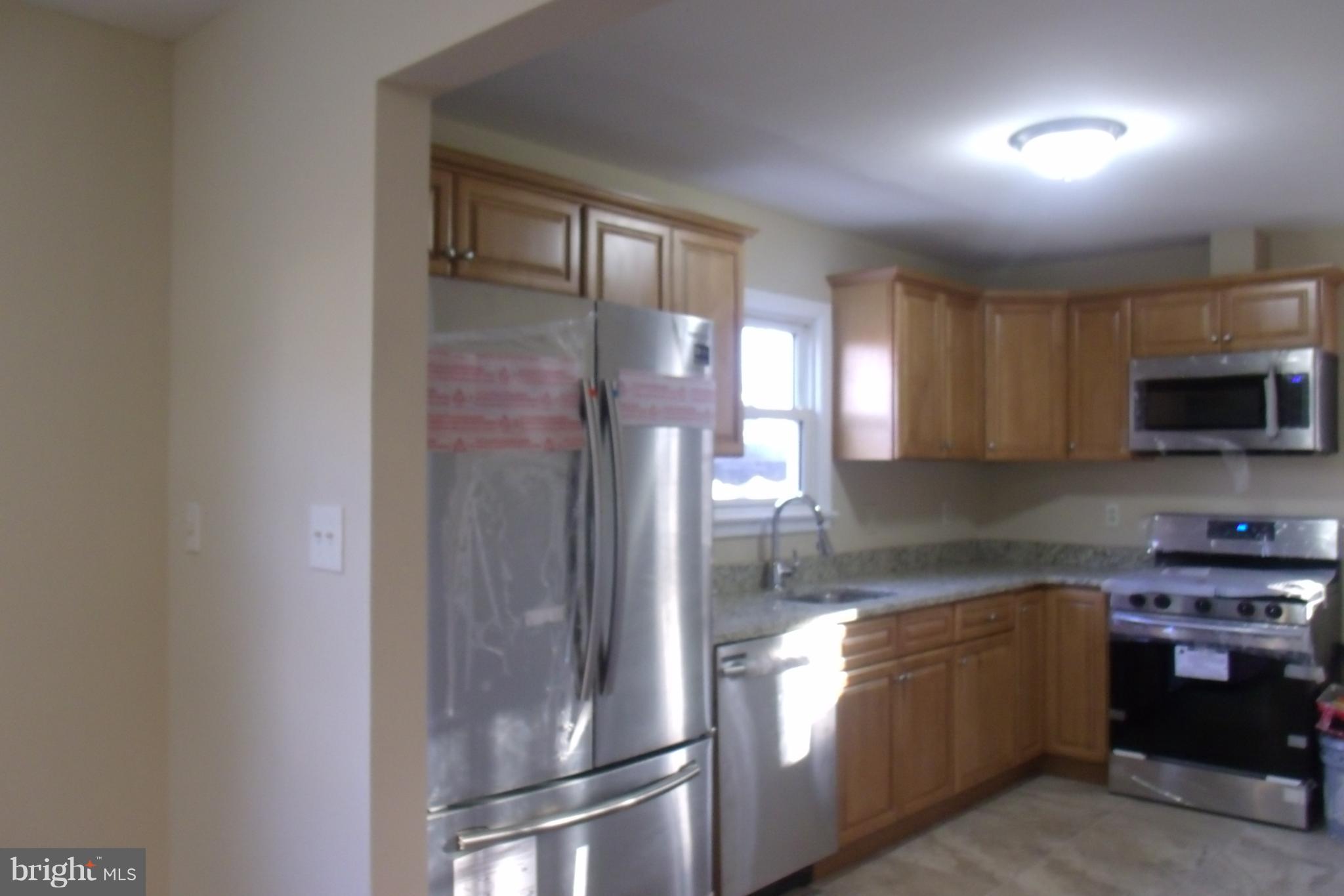 884 Woodlane Road Mount Holly, NJ 08060 - Photo 8 of 27 Gallery Image 8