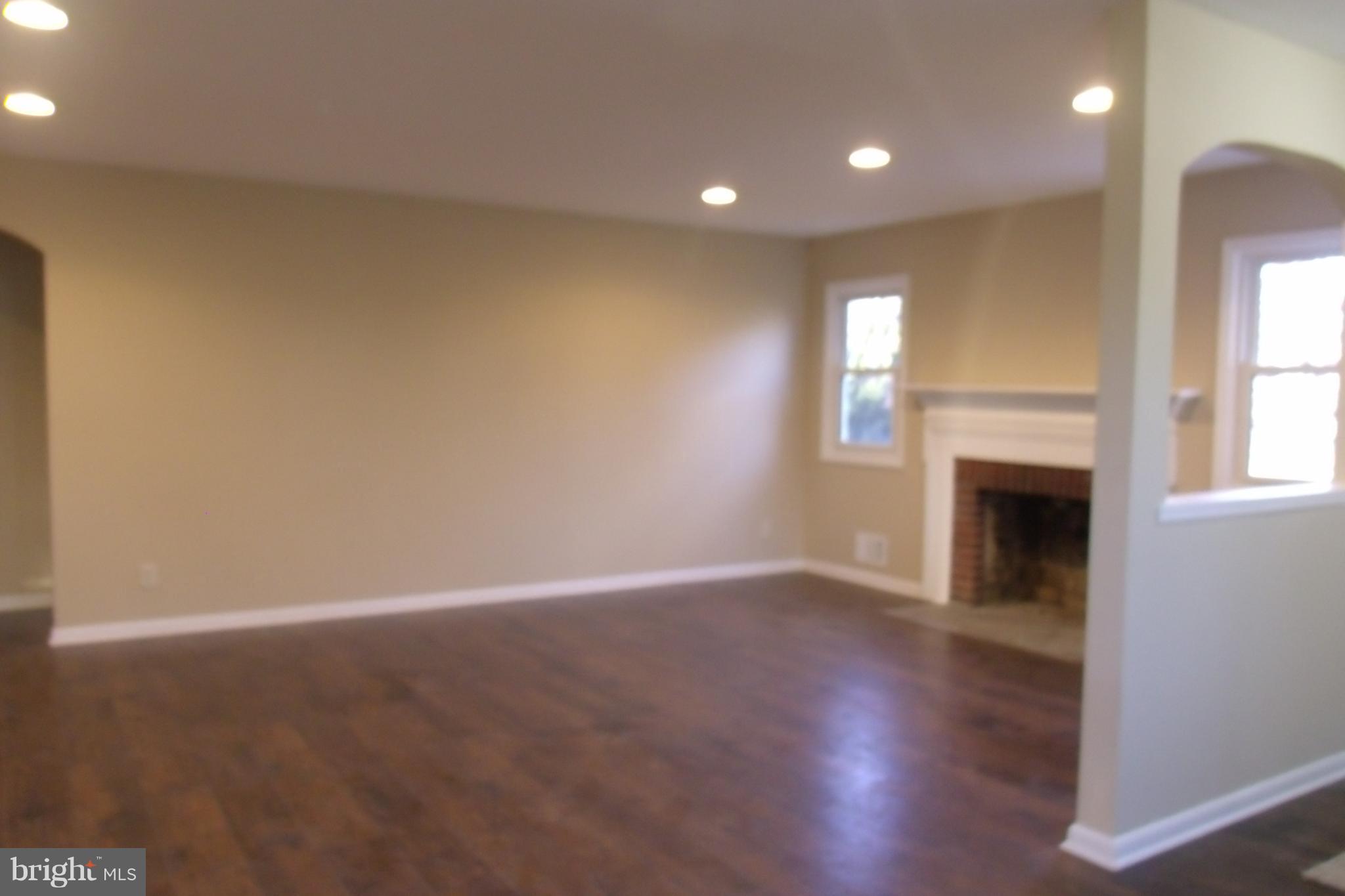 884 Woodlane Road Mount Holly, NJ 08060 - Photo 10 of 27 Gallery Image 10