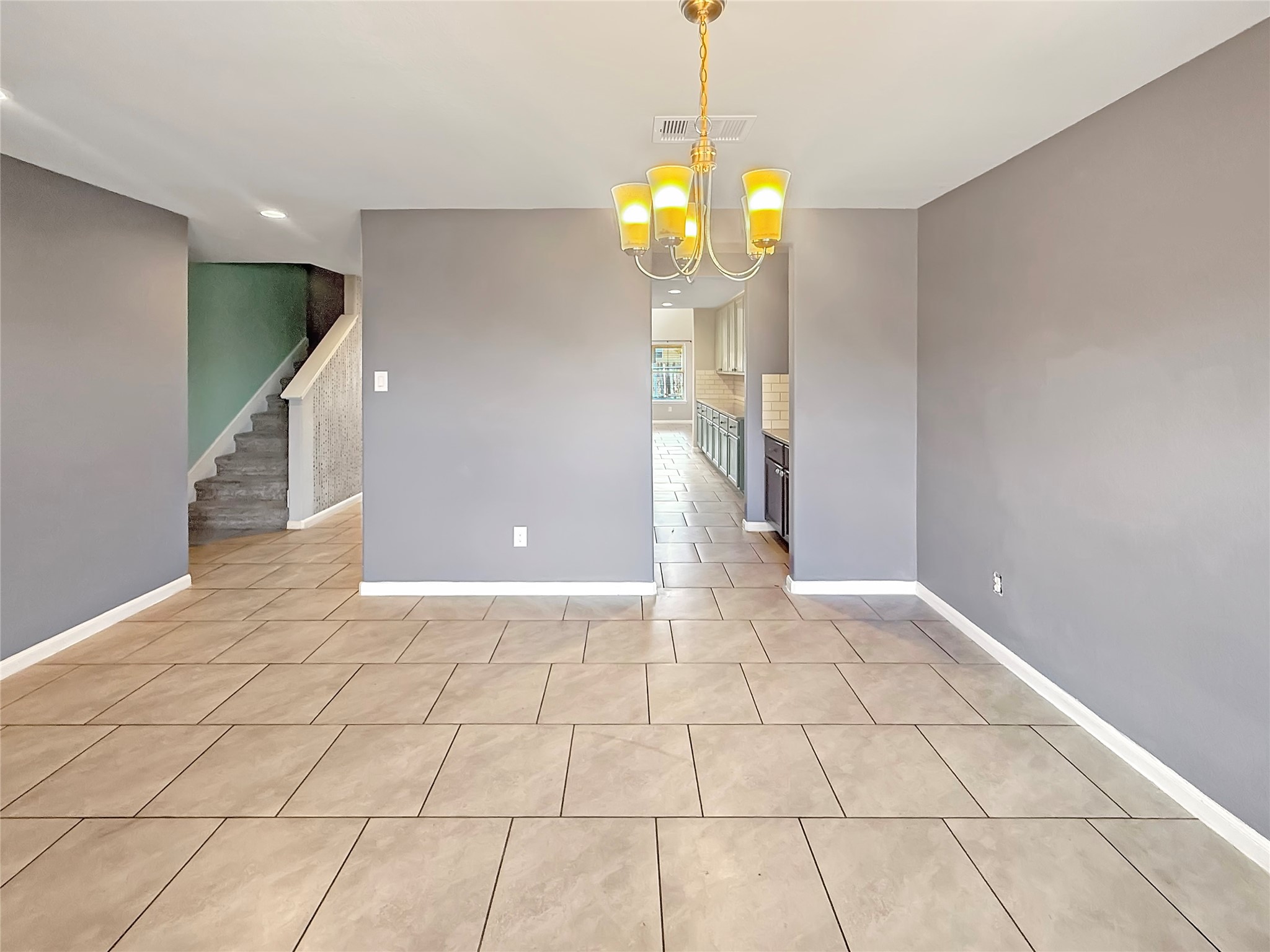 8310 Oakleaf Meadow Court Rosharon, TX 77583 - Photo 7 of 27