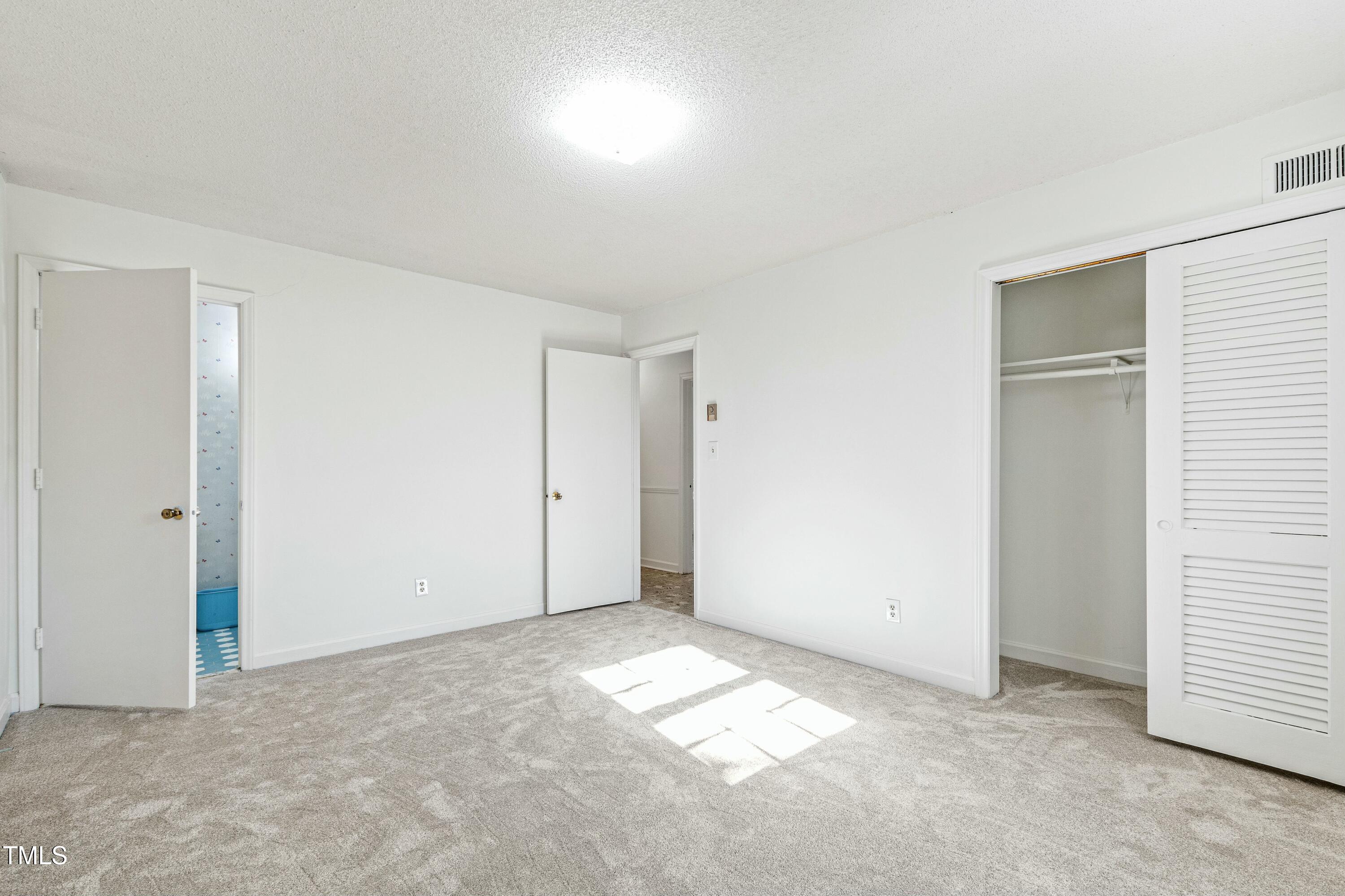 4521 Connell Drive Raleigh, NC 27612 - Photo 42 of 43 tempImageN3ygNb