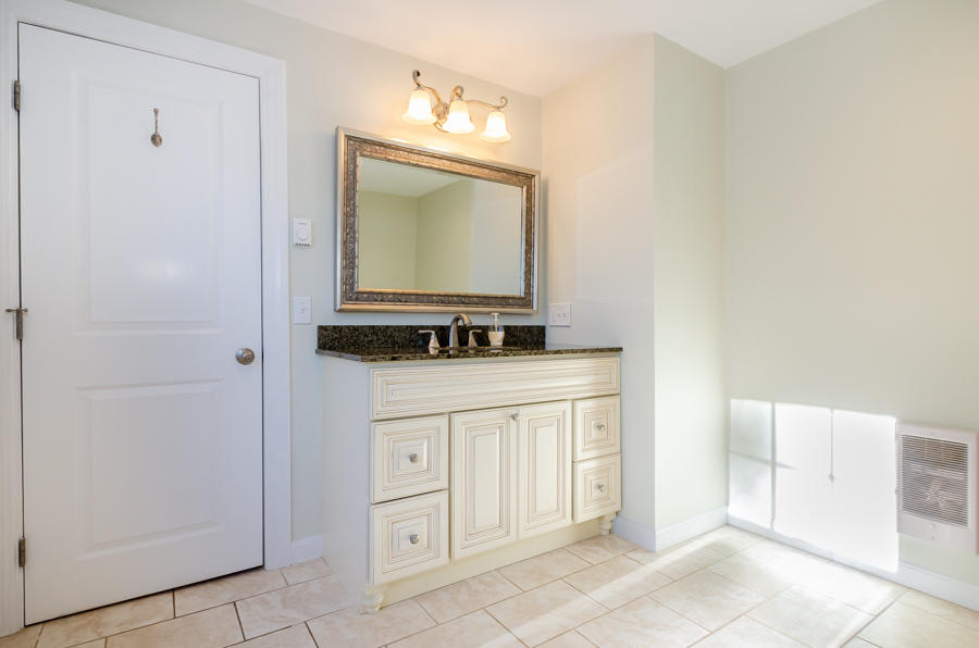 384 Delano Road Marion, MA 02738 - Photo 19 of 34 2101_Forker384Delano_057