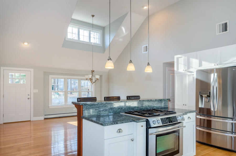 384 Delano Road Marion, MA 02738 - Photo 6 of 34 2101_Forker384Delano_037