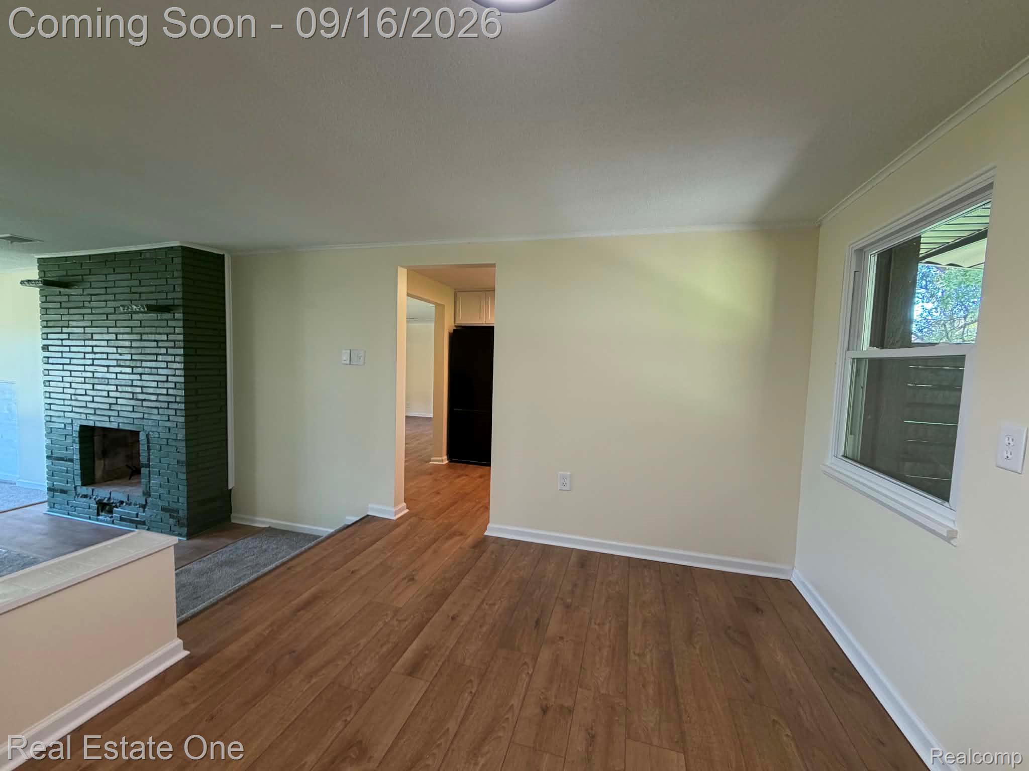 3055 Atlas Road Davison, MI 48423 - Photo 13 of 23 Dining area overlooking family room